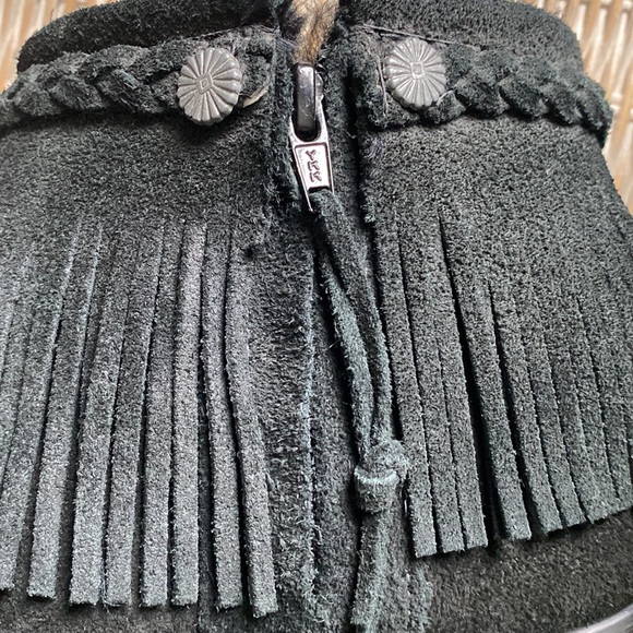 Minnetonka Fringe Ankle Boot - Picture 8 of 10